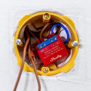 Shelly Plus 1PM MINI WiFi+Bluetooth Relay Switch